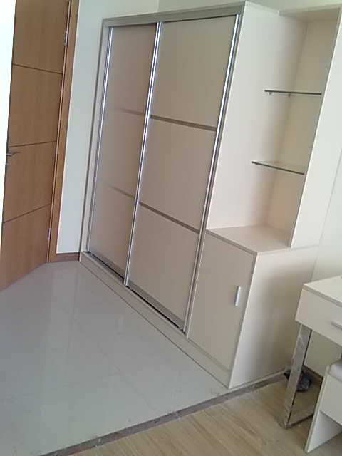 �����f�����F�k���Ҿ߹��̰���չʾ