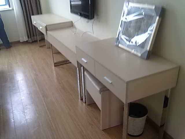 �����f�����F�k���Ҿ߹��̰���չʾ