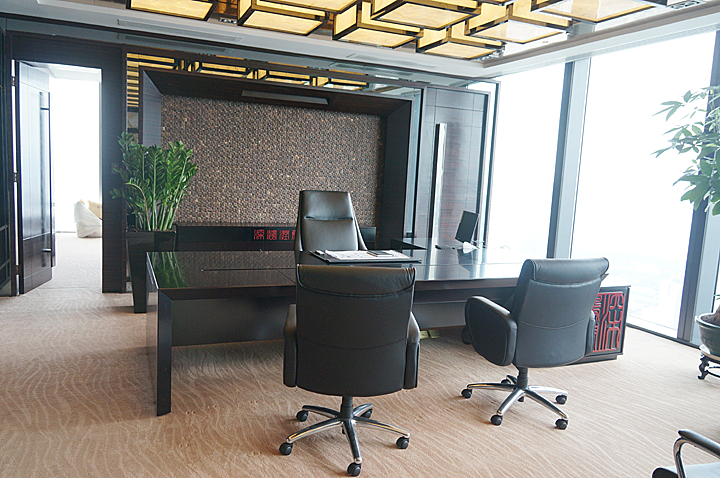 ���������F�������k����